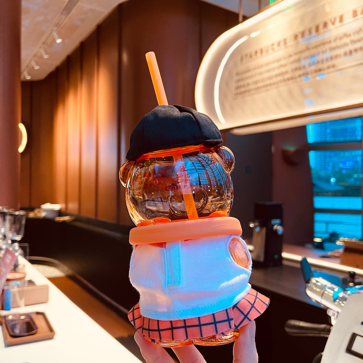 2026 Starbucks Shanghai Exclusive Bear Manager Pop-up Store Bear Cup