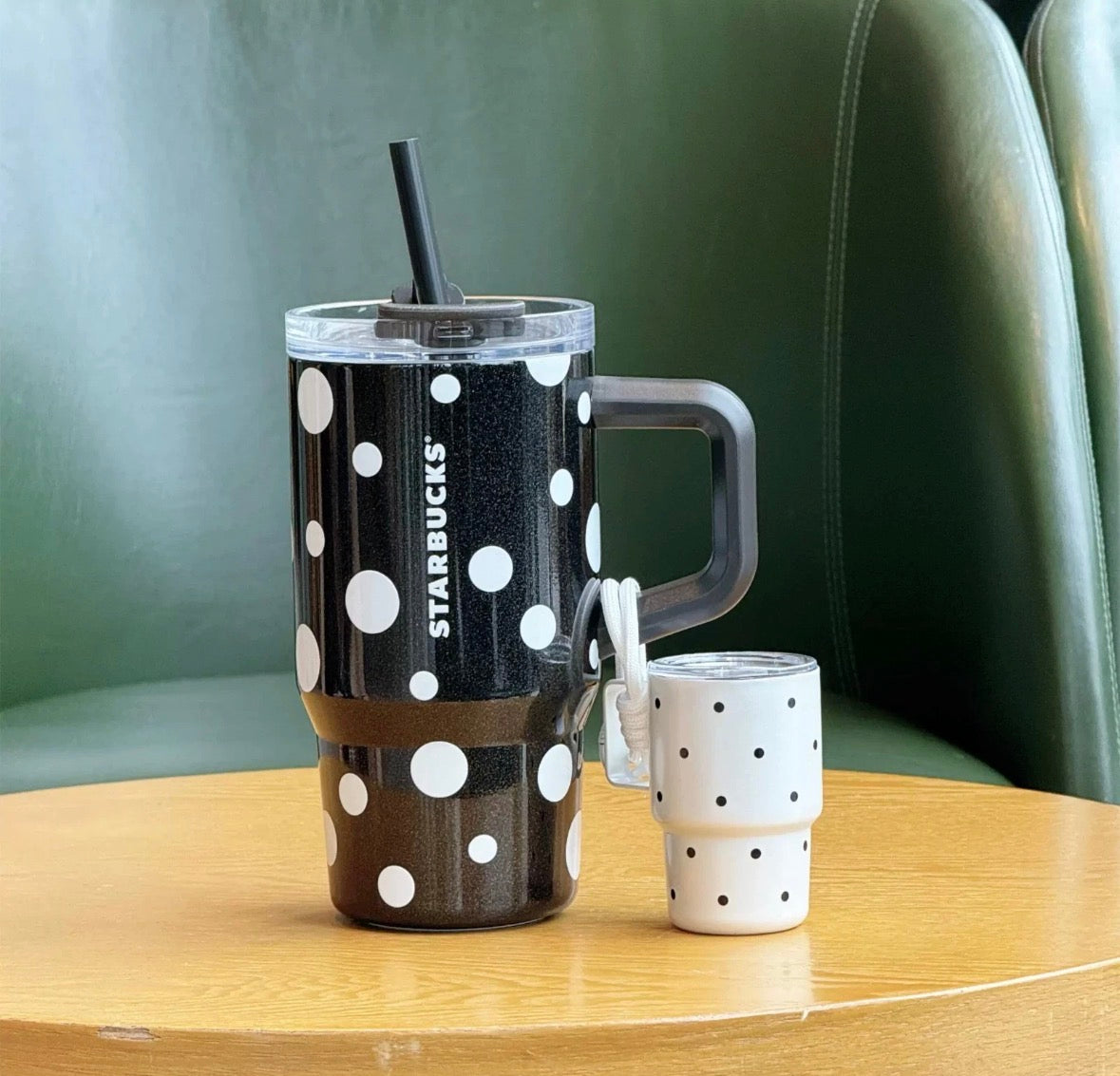 Starbucks China 2026 black with White Polka Dot 21oz SS Straw Tumbler w/ Mini Cup Charm